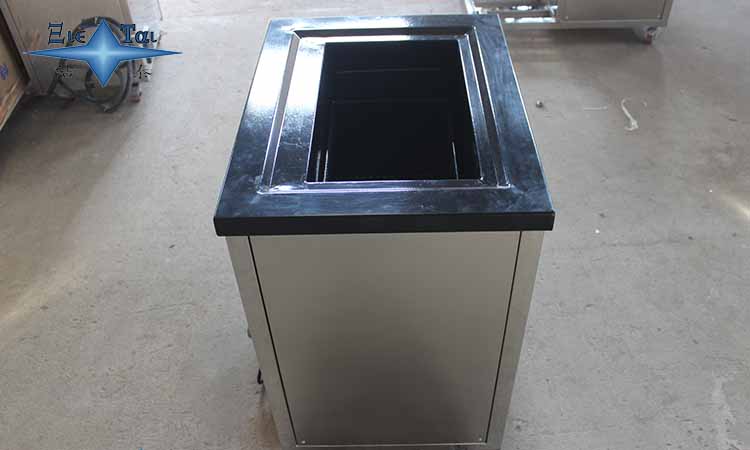 選購單槽超聲波清洗機(jī),產(chǎn)品質(zhì)量是重中之重 選購單槽超聲波清洗機(jī),產(chǎn)品質(zhì)量是重中之重