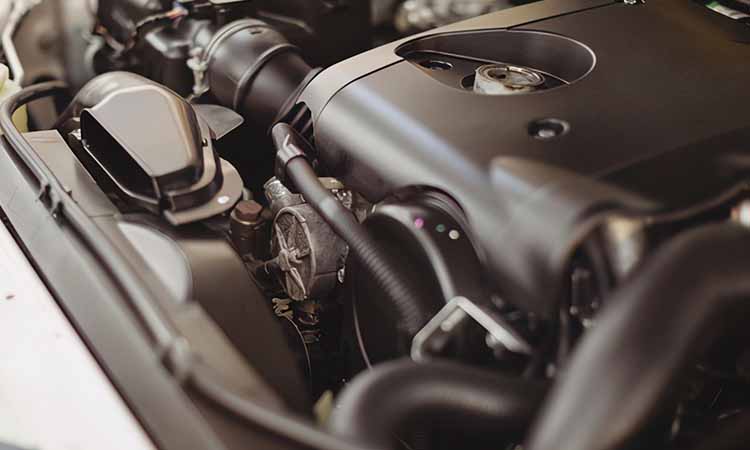 如何快速清洗汽車發(fā)動機上面的油污和積碳? 如何快速清洗汽車發(fā)動機上面的油污和積碳?