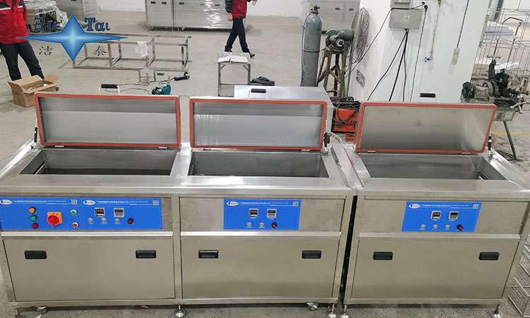 超聲波清洗機在眼鏡行業(yè)的應(yīng)用，如何確保清潔透明？