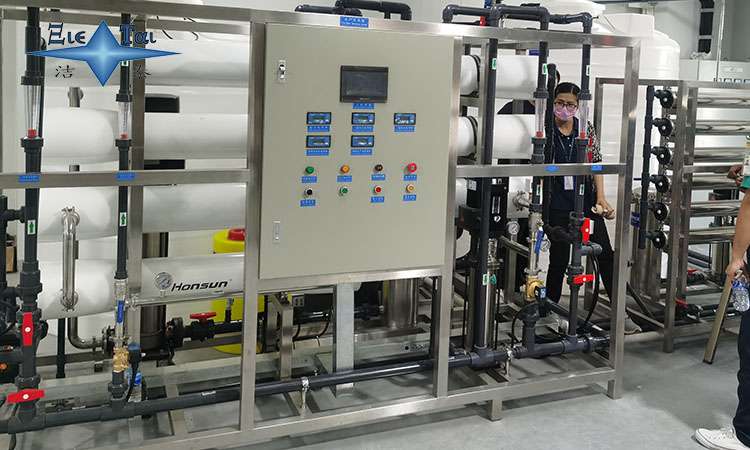 深入了解超聲波清洗機清洗槽：結構、材質與性能影響因素